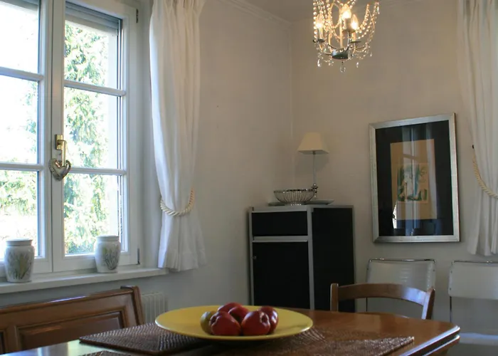 Holiday home Koechlin - Charmante Doppelhaushaelfte Mit Garten Und Parkplatz Lindau (Bodensee)